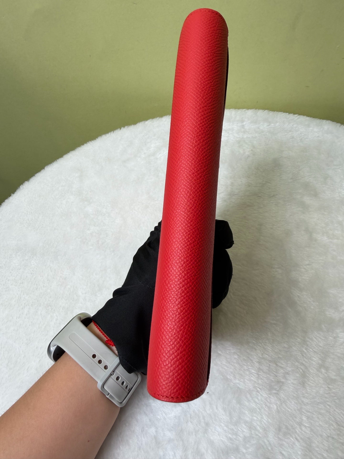 Hermes Red