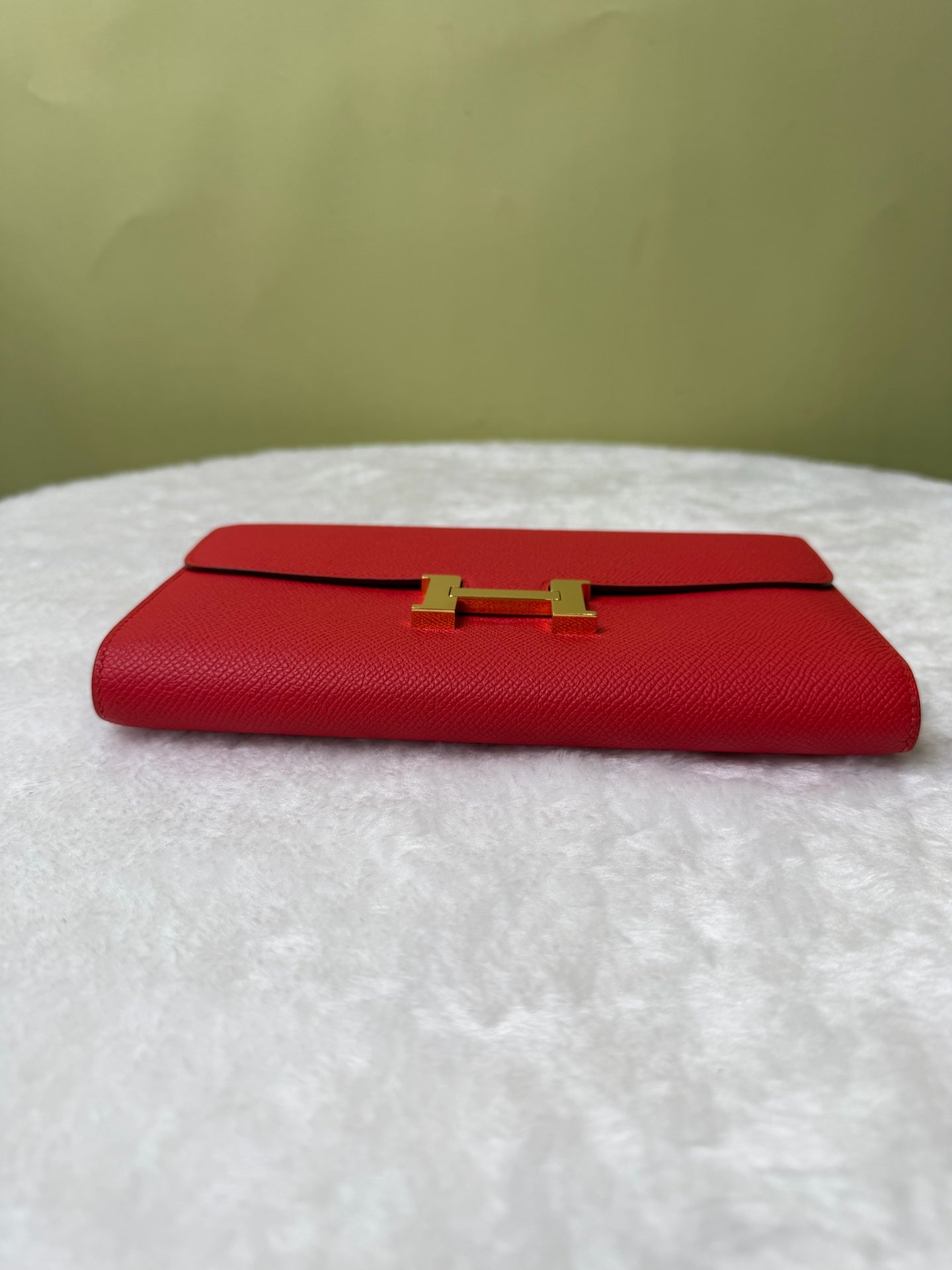Hermes Red