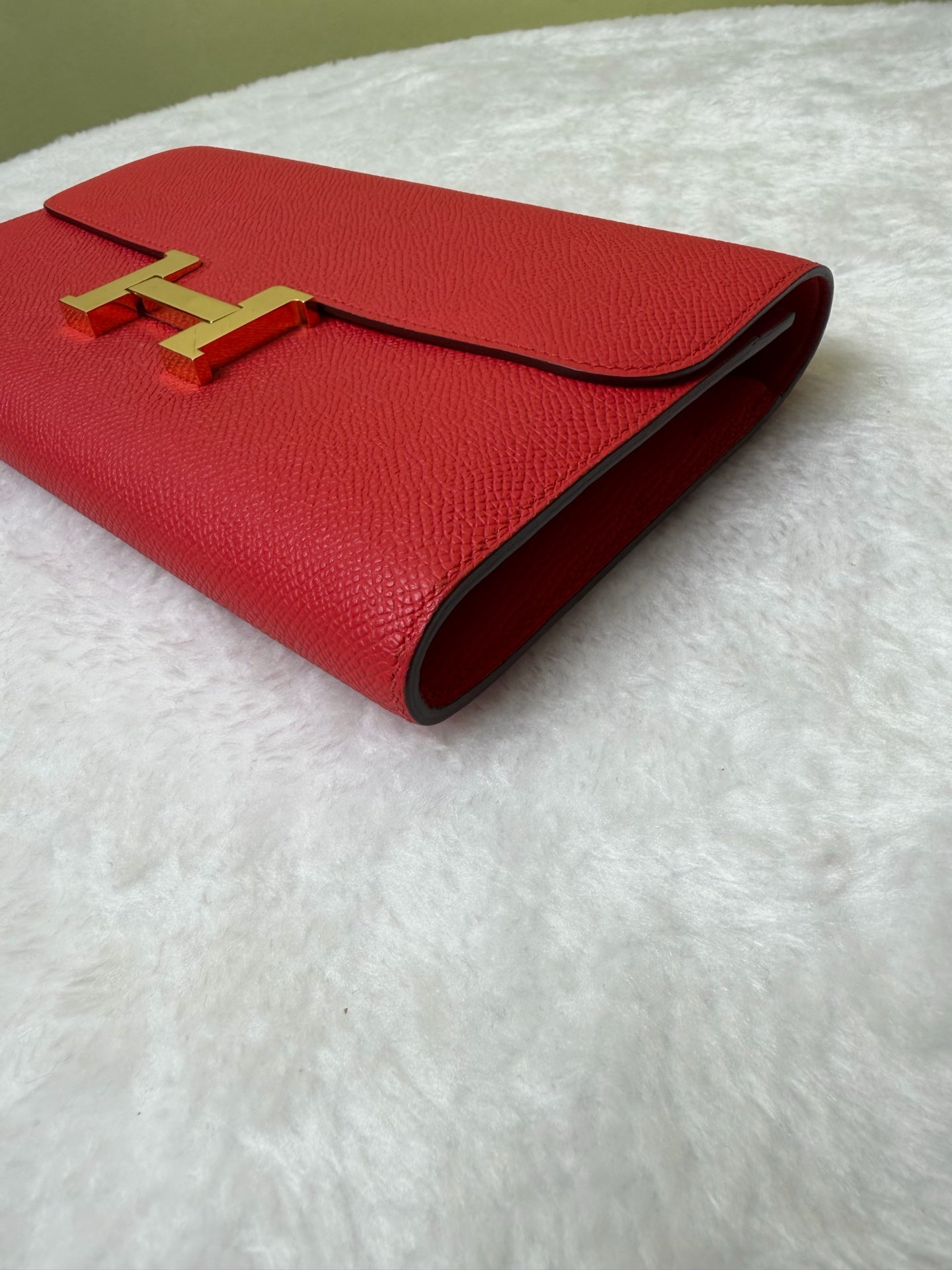 Hermes Red