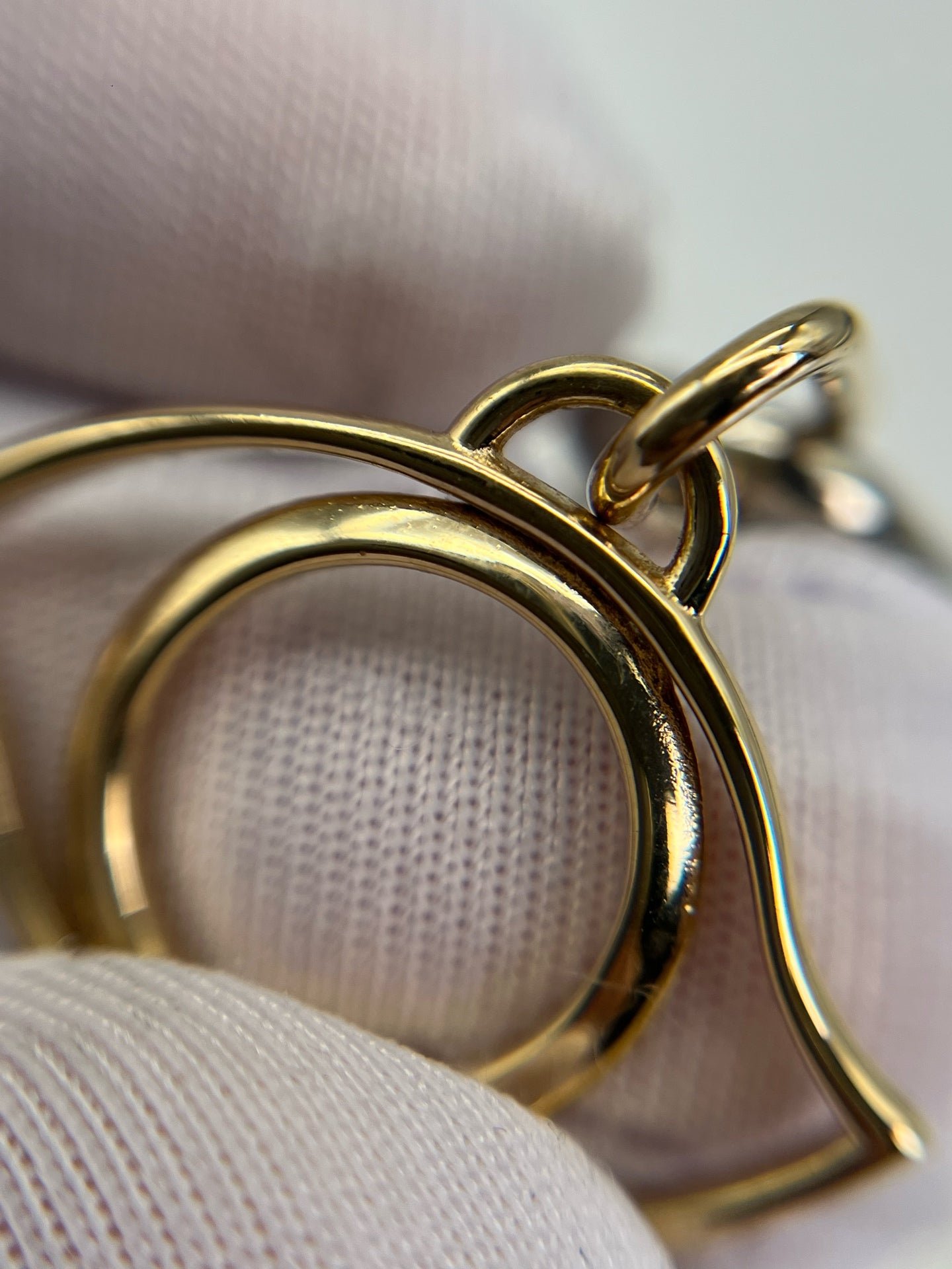 Hermes Pendant