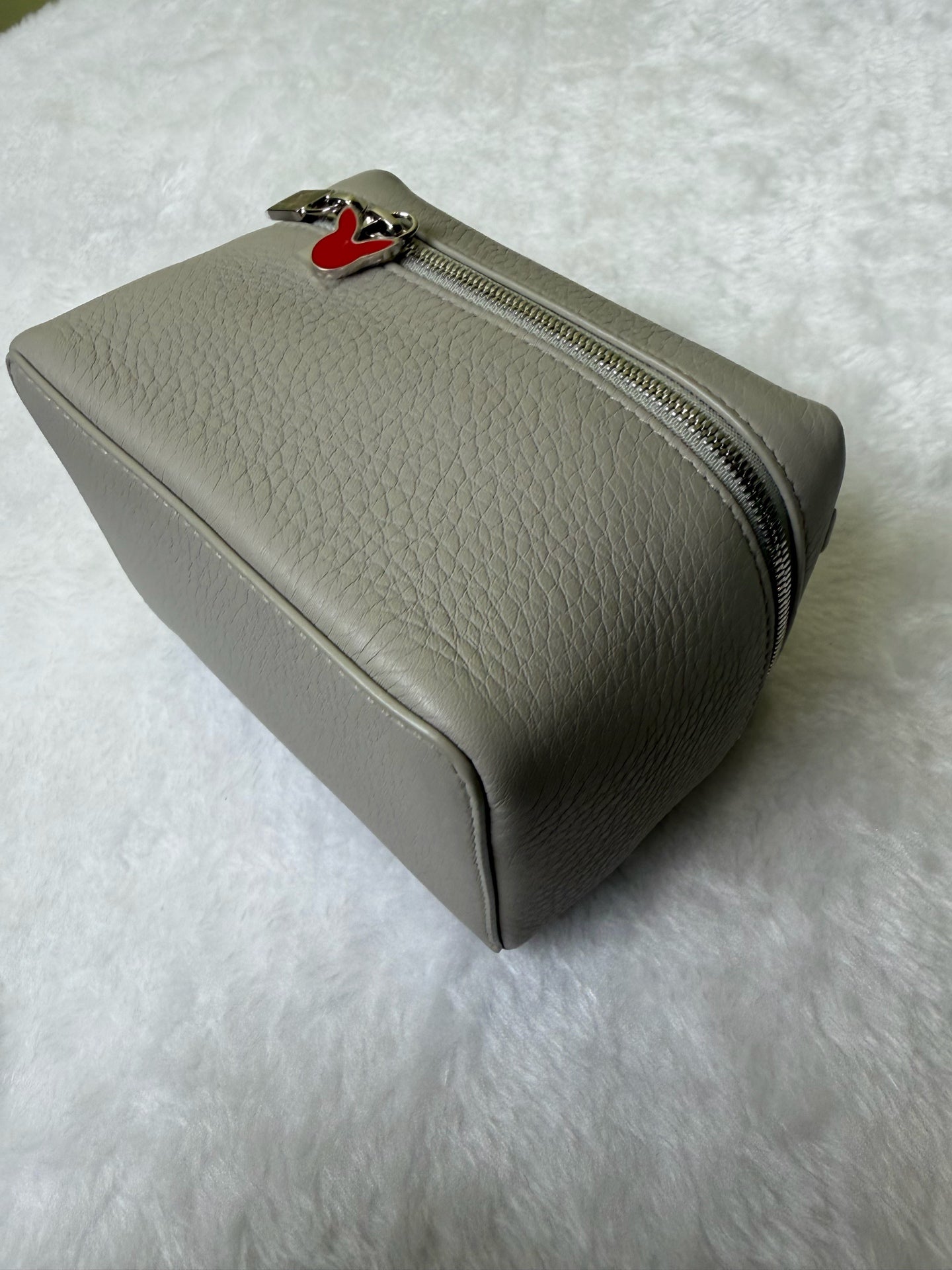 Loro Piana 诺悠翩雅
