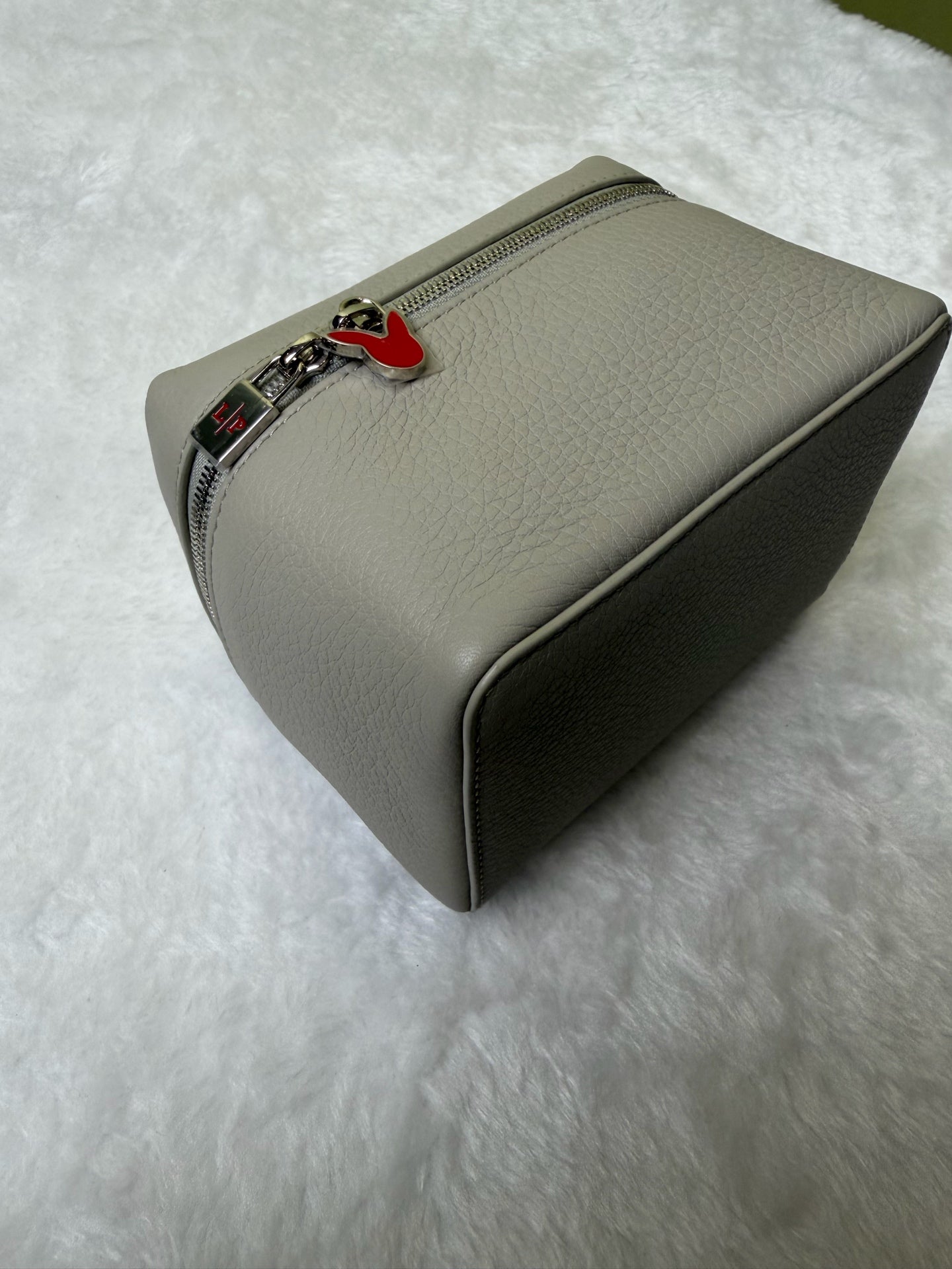 Loro Piana 诺悠翩雅