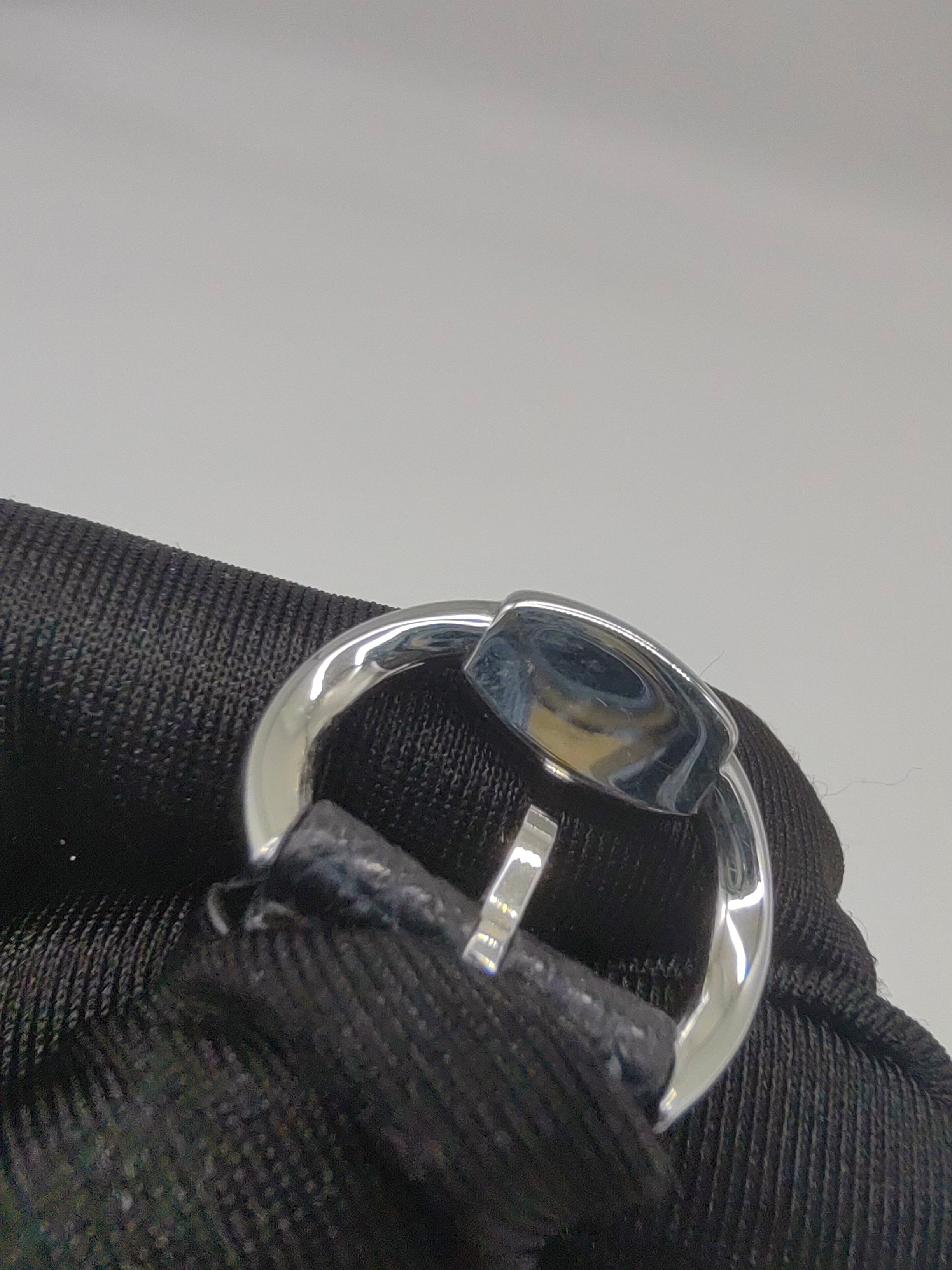 Gucci Quartz watch