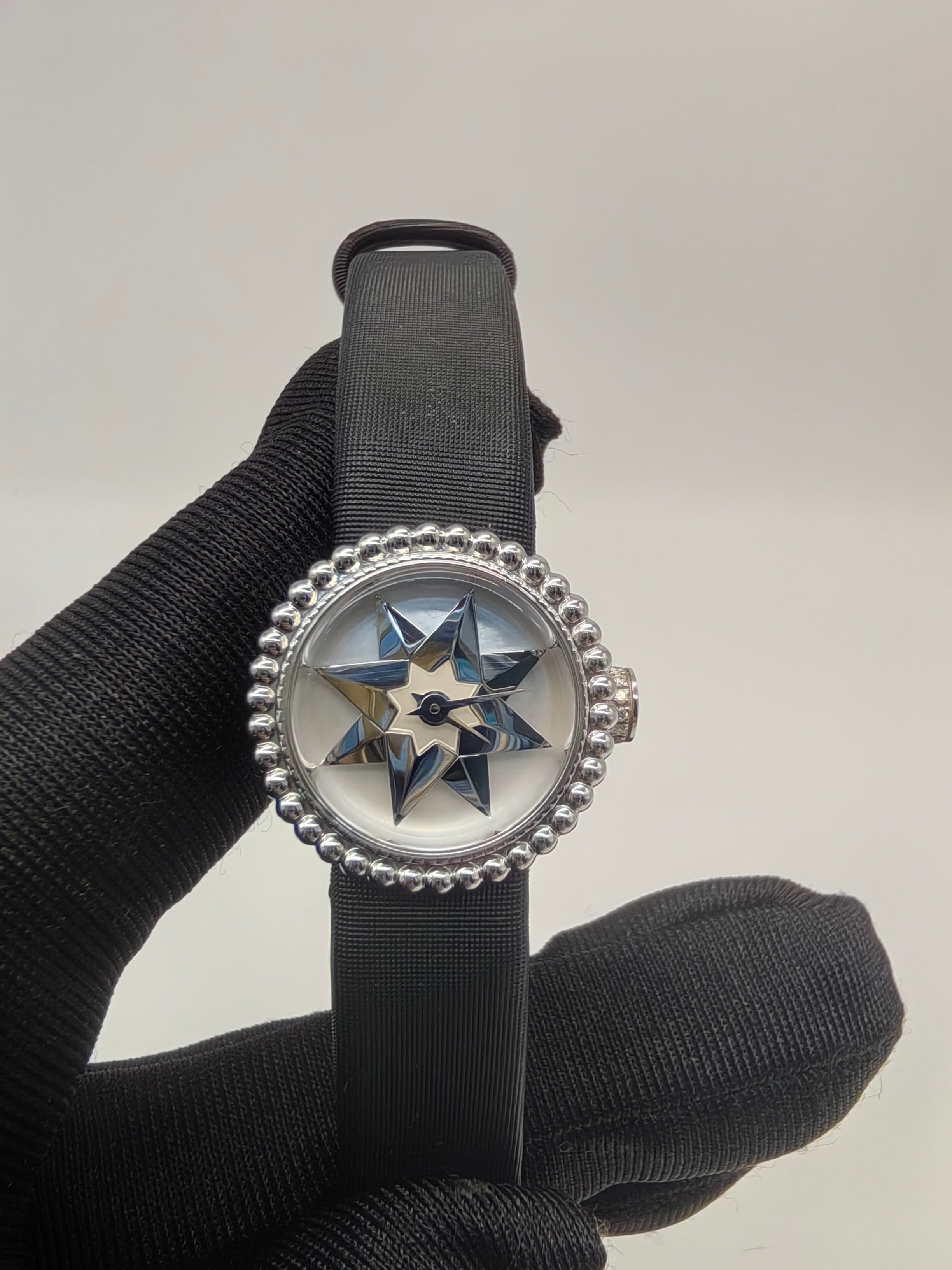 Dior Quartz watch
