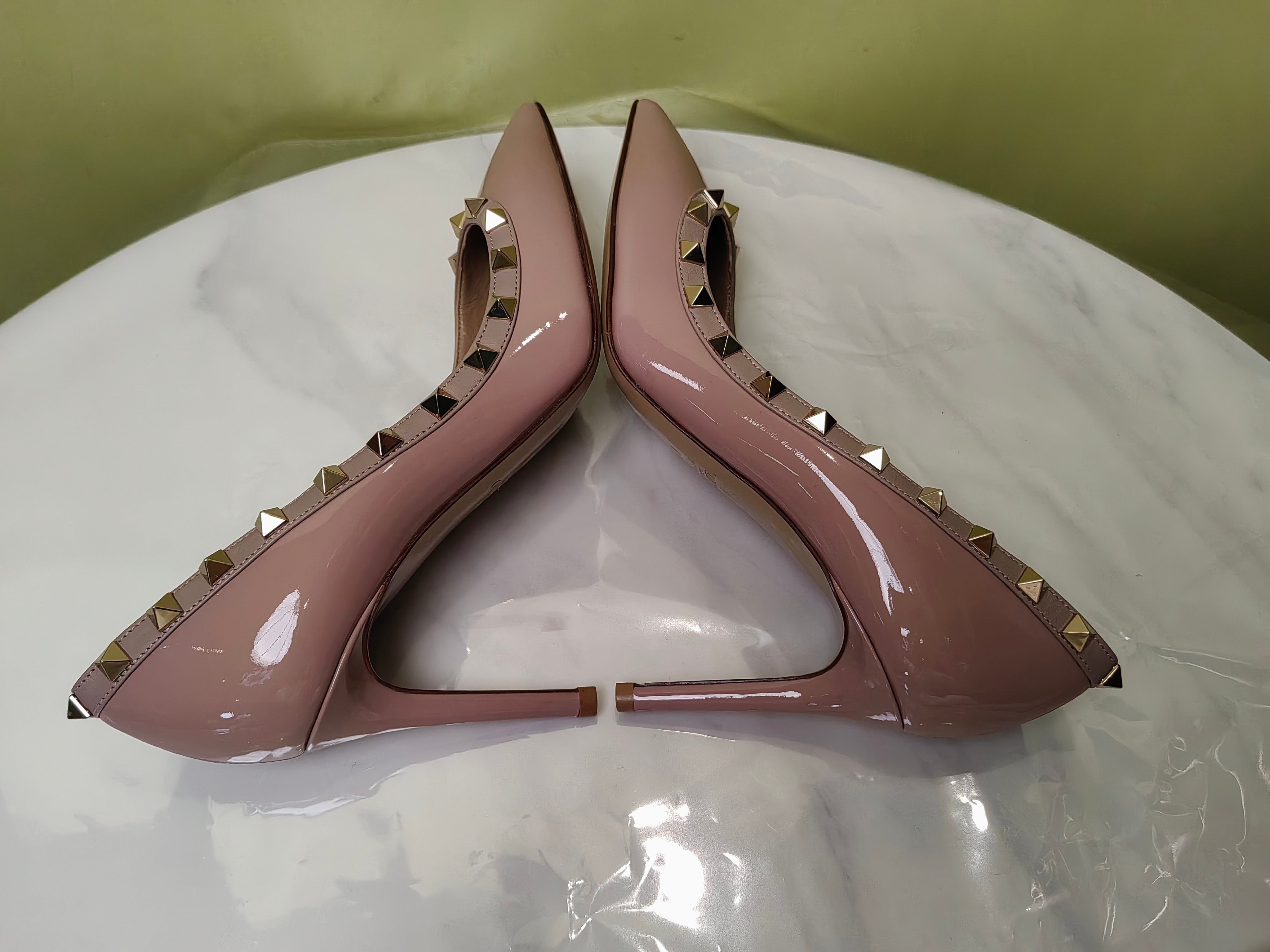 Valentino Pink High heels