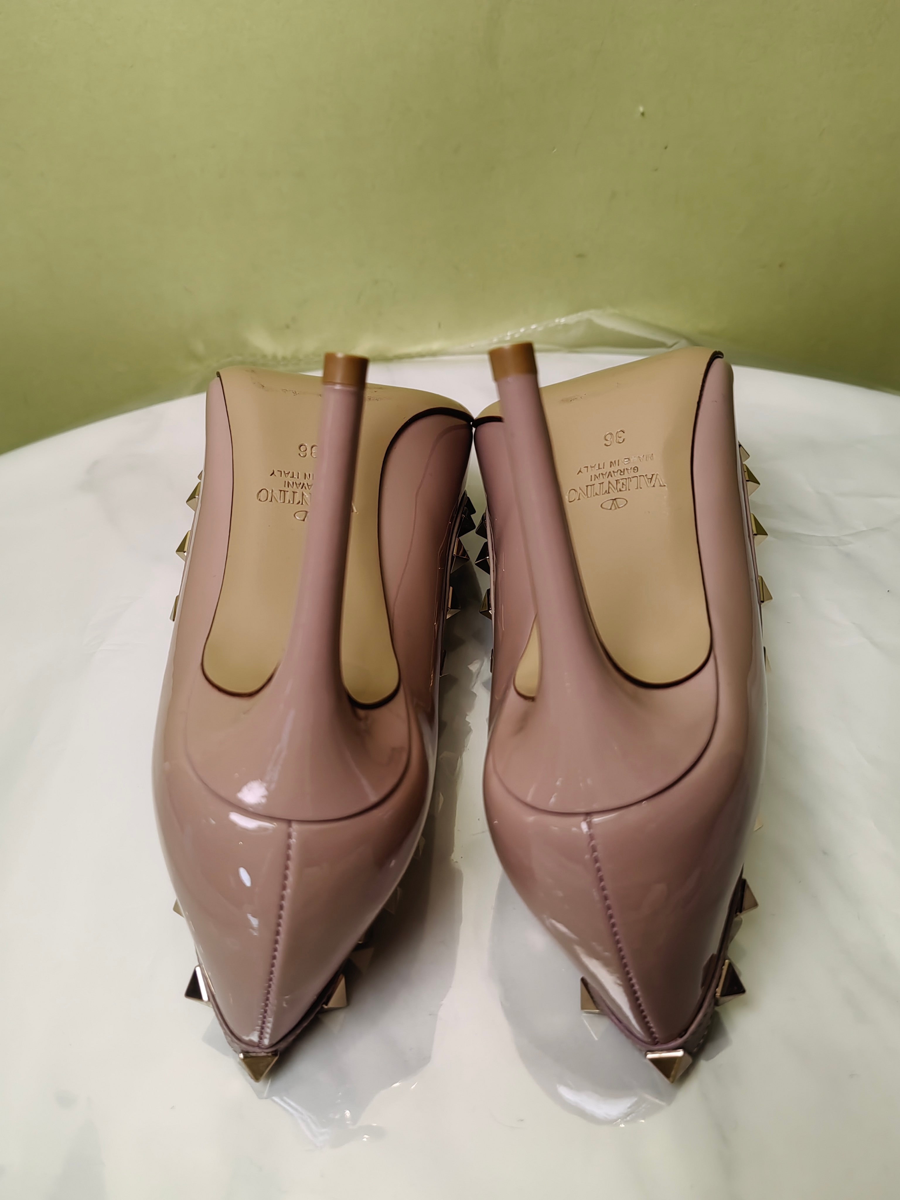 Valentino Pink High heels