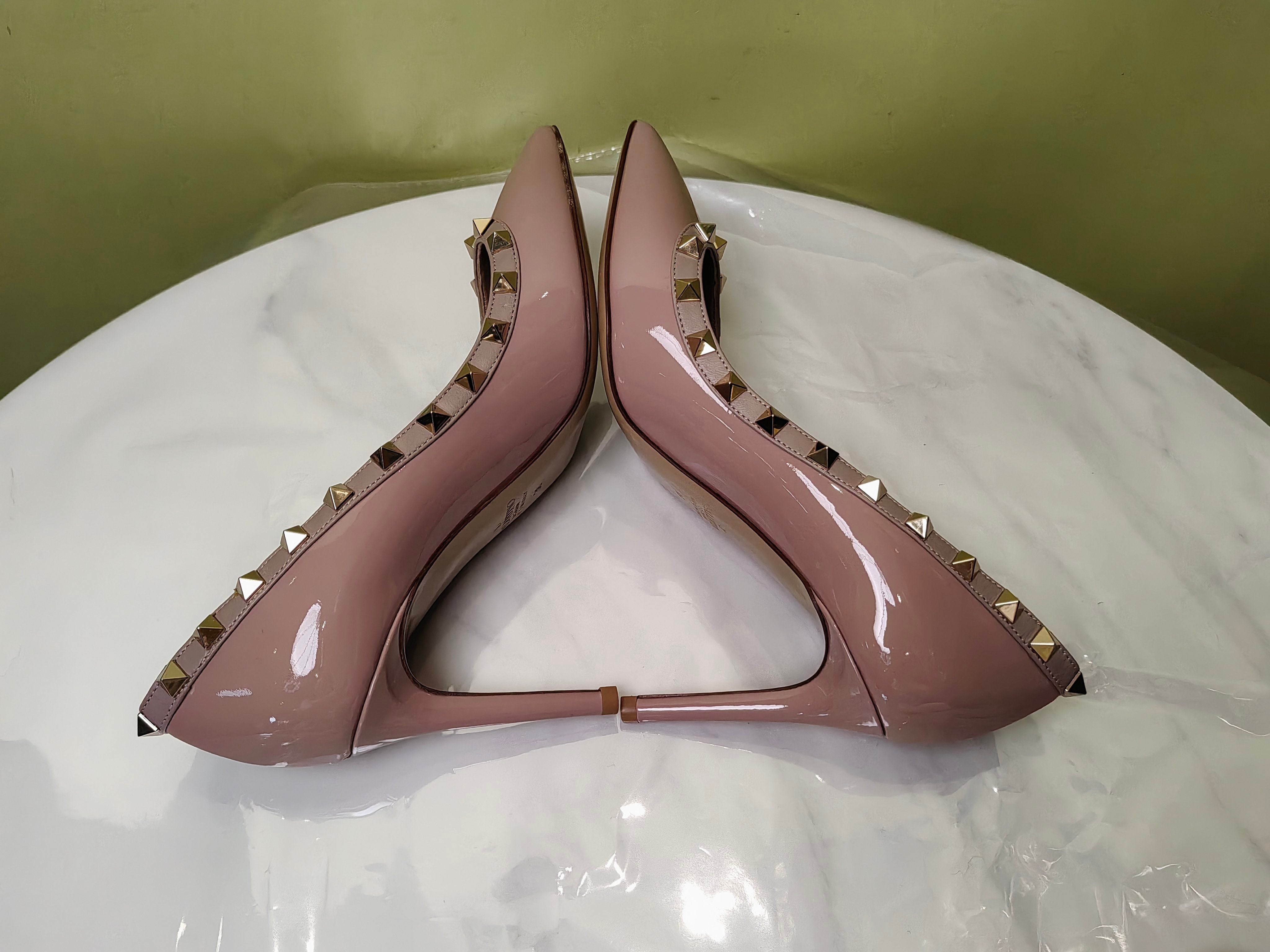 Valentino Pink High heels