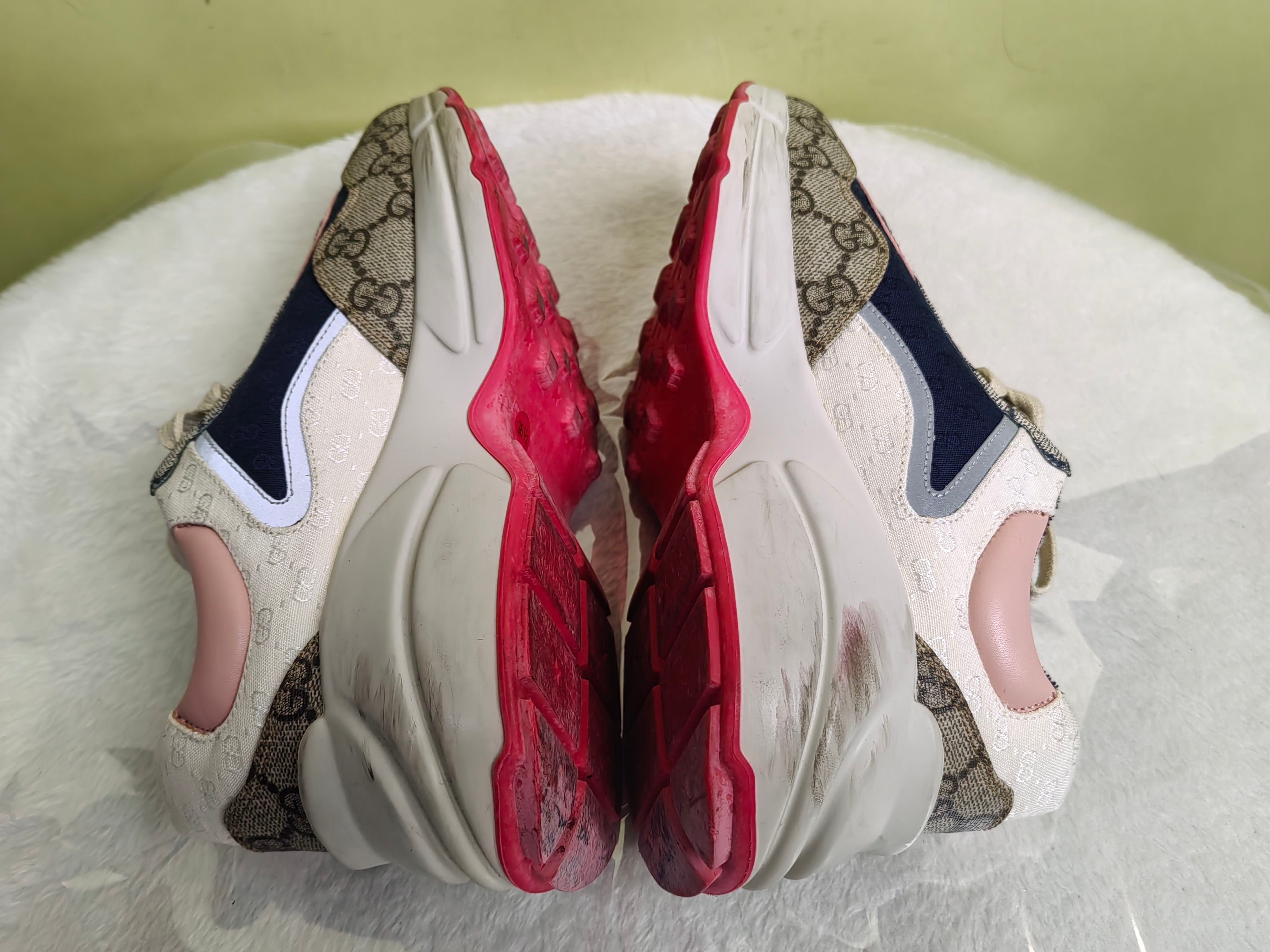 Gucci Pink