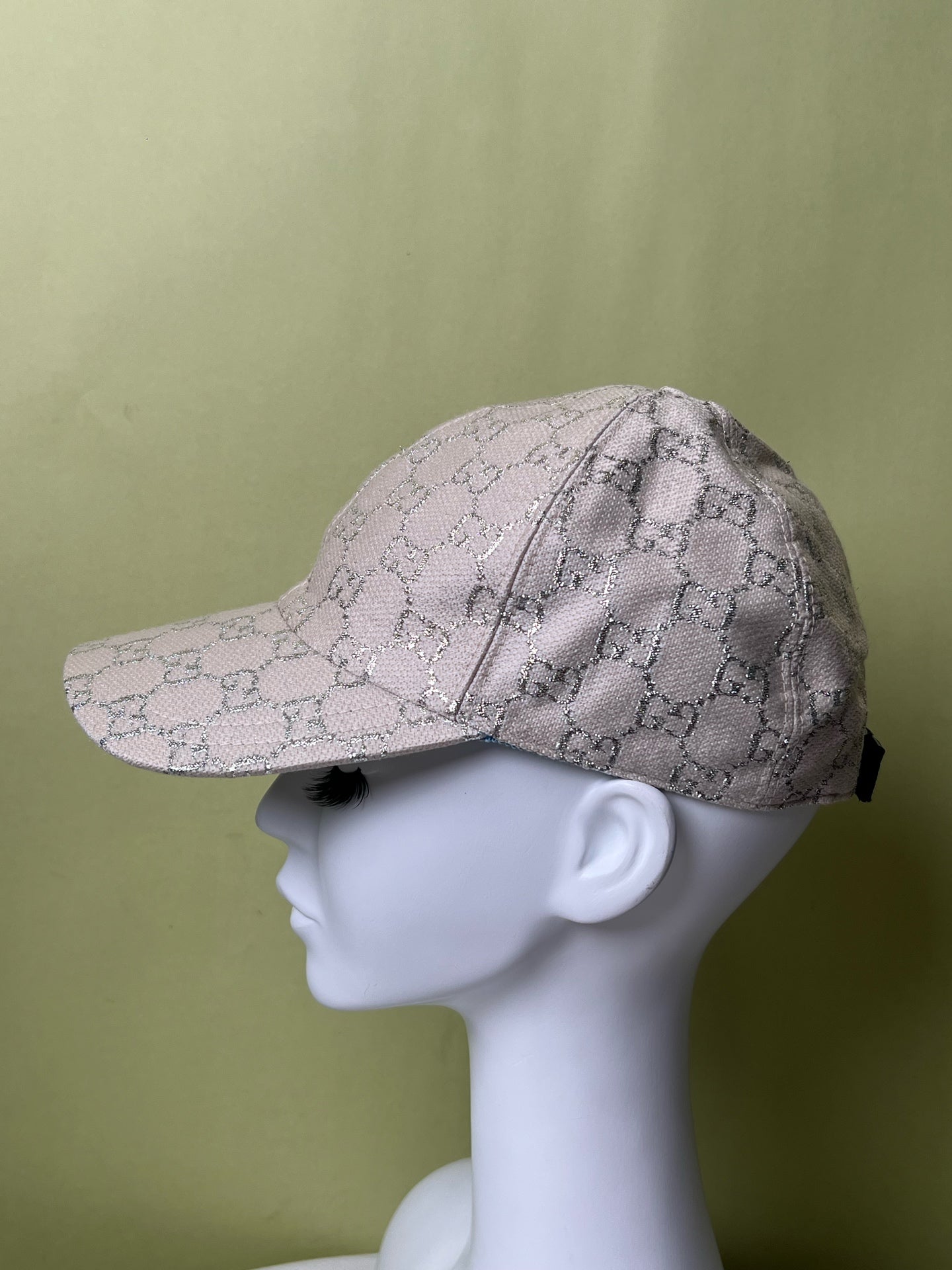 Gucci Silver Baseball cap