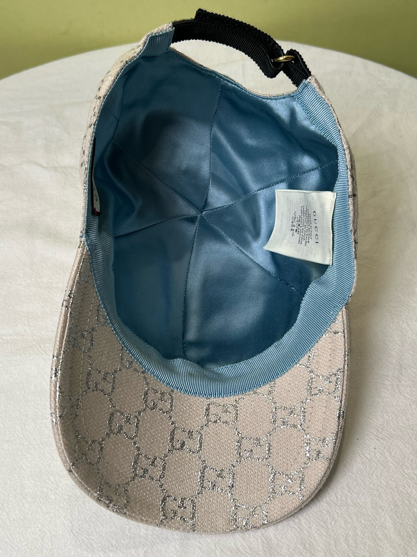 Gucci Silver Baseball cap