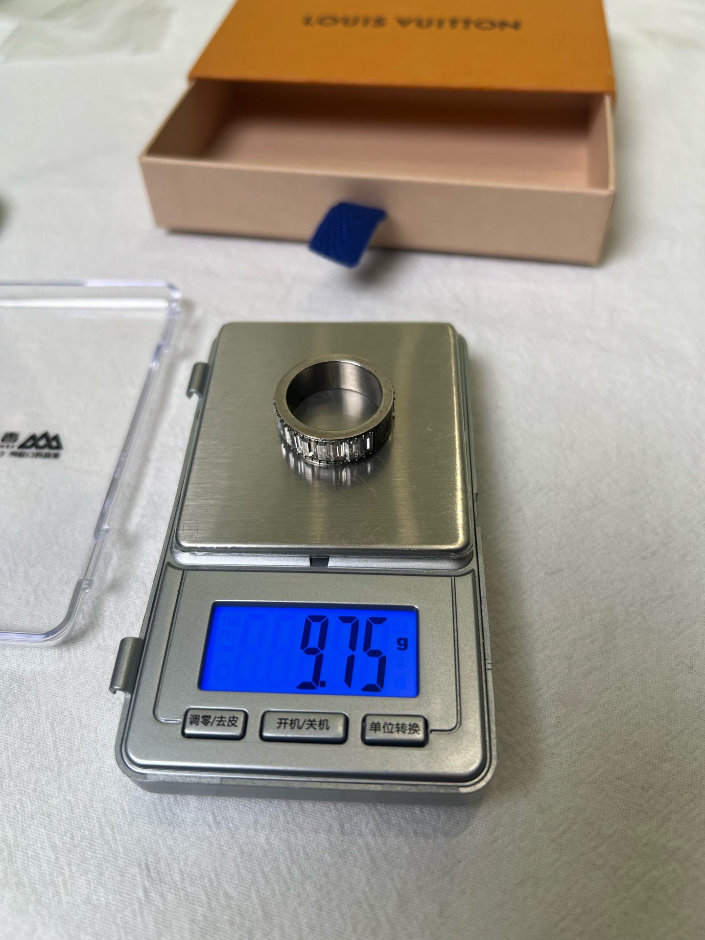 Louis Vuitton Metal Silver Ring