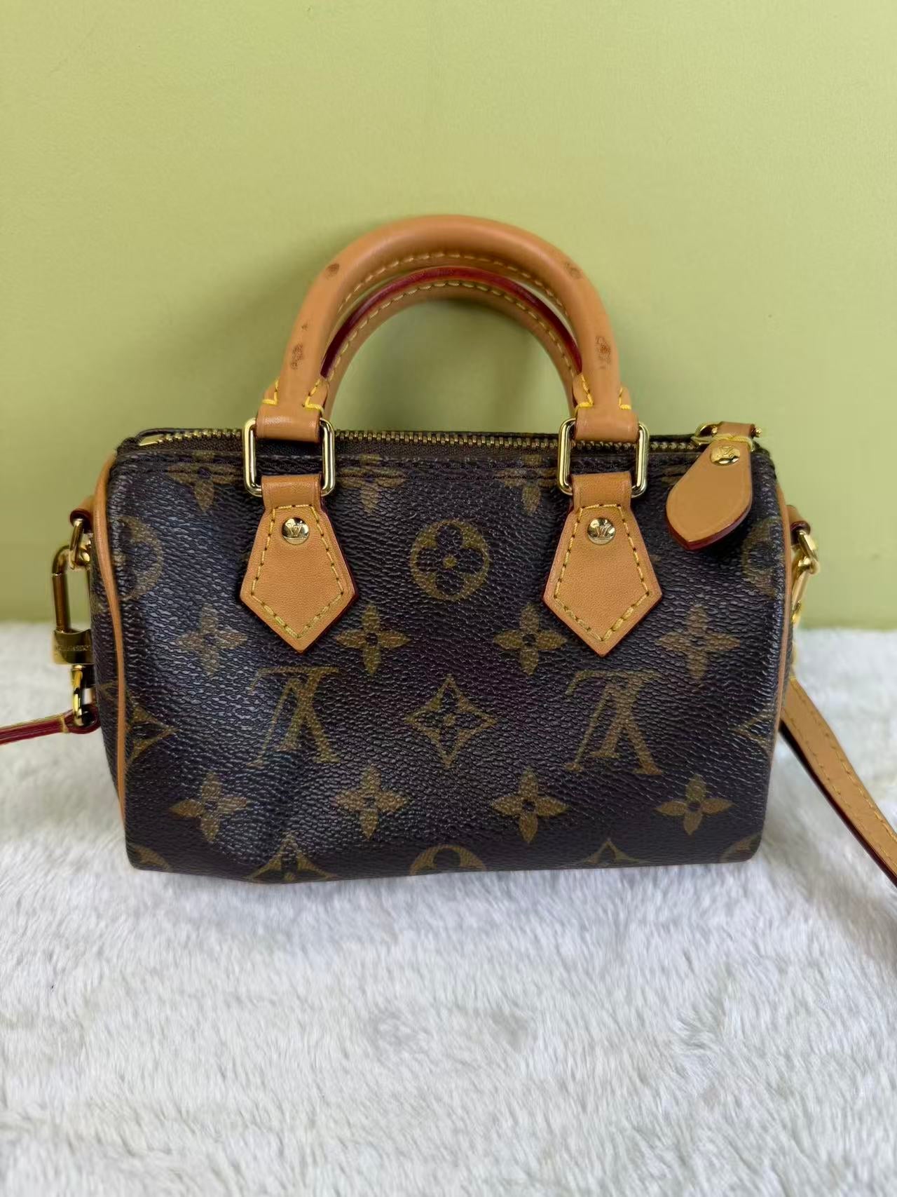 Louis Vuitton Crossbody