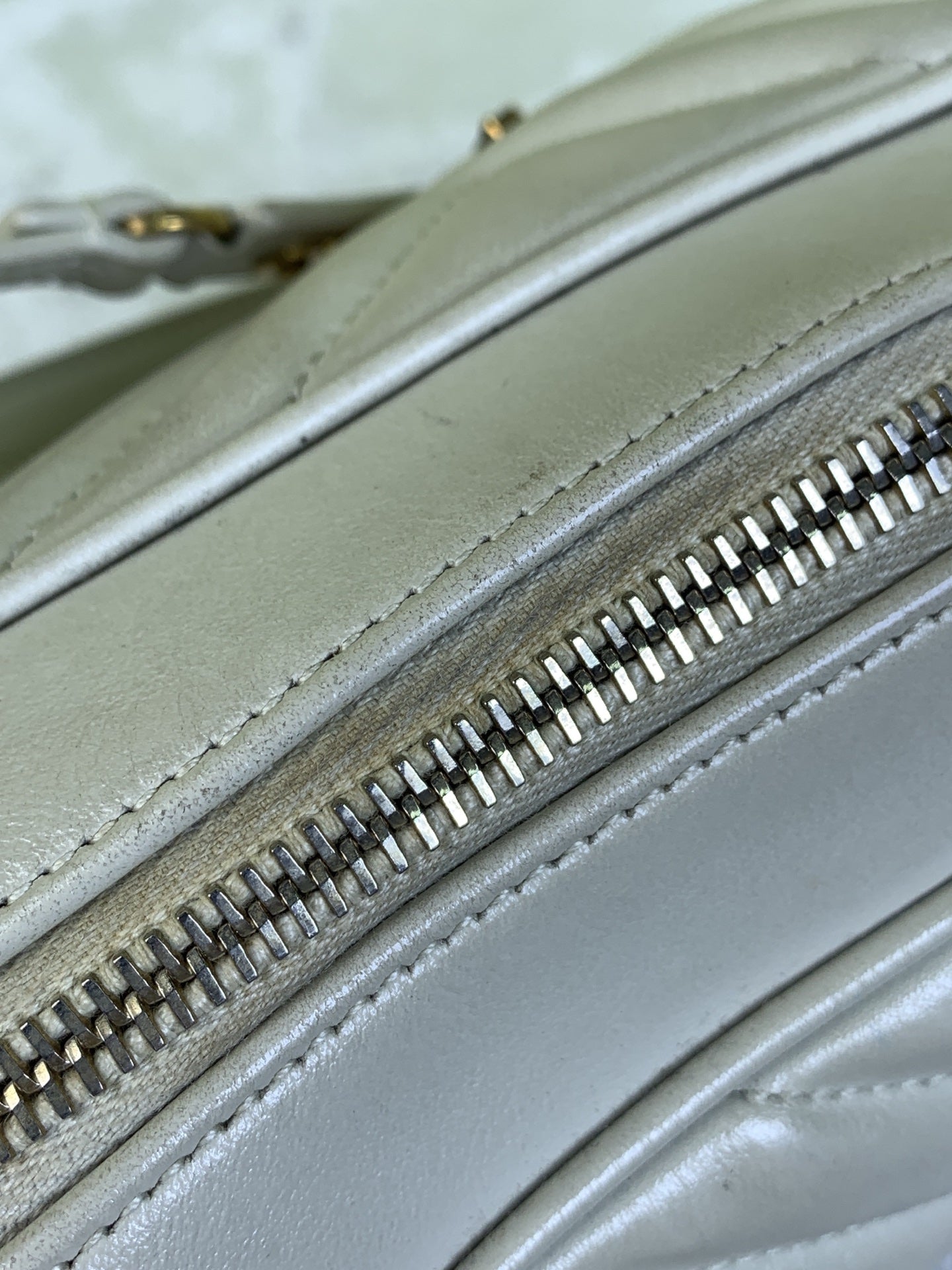 Saint laurent White