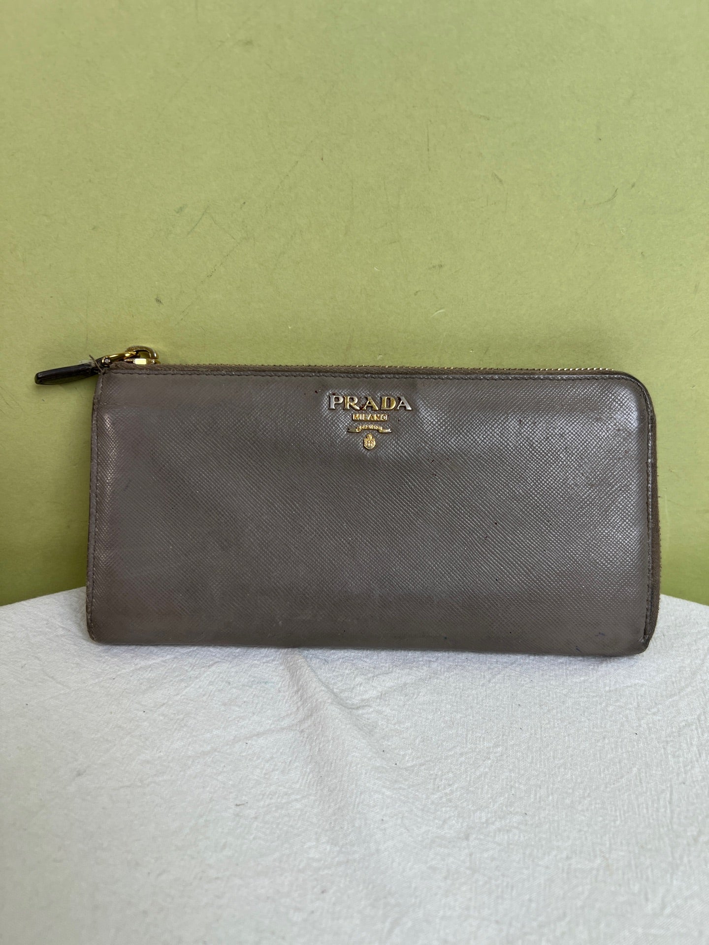 Prada Gray