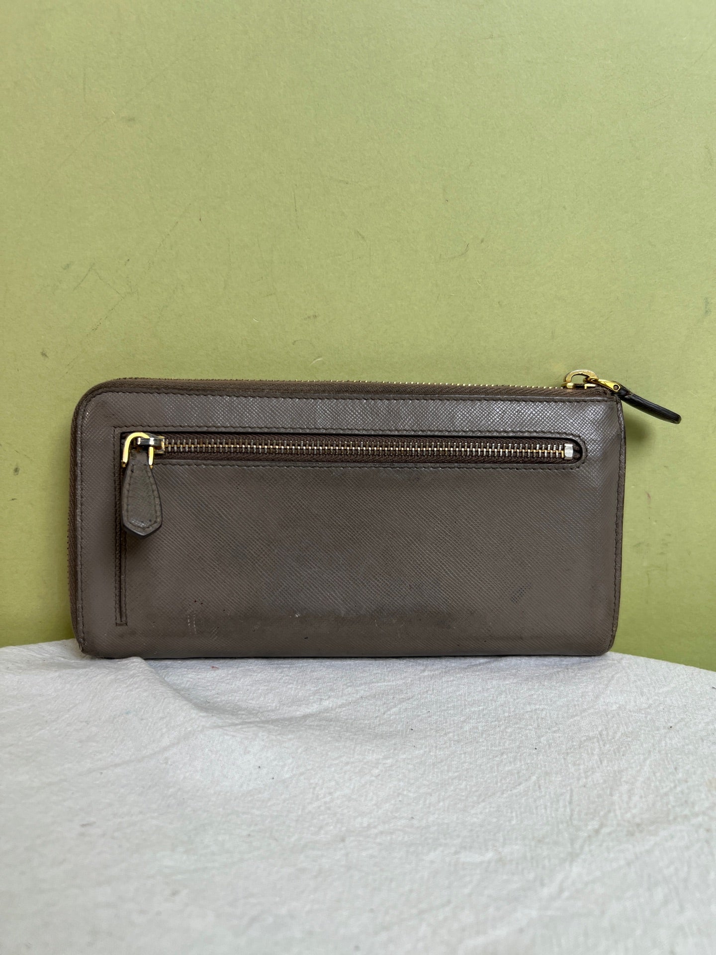 Prada Gray