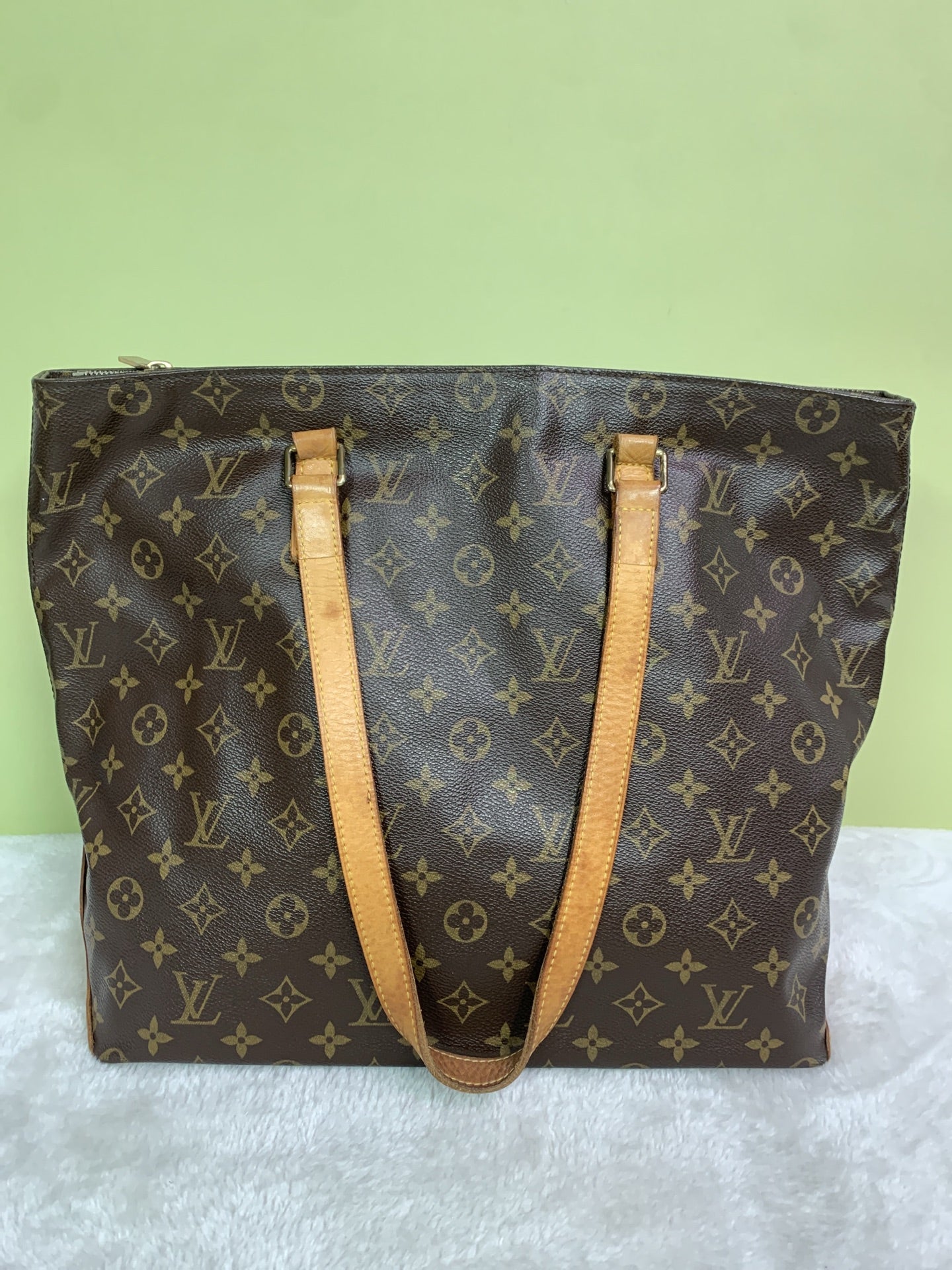 Louis Vuitton Tote