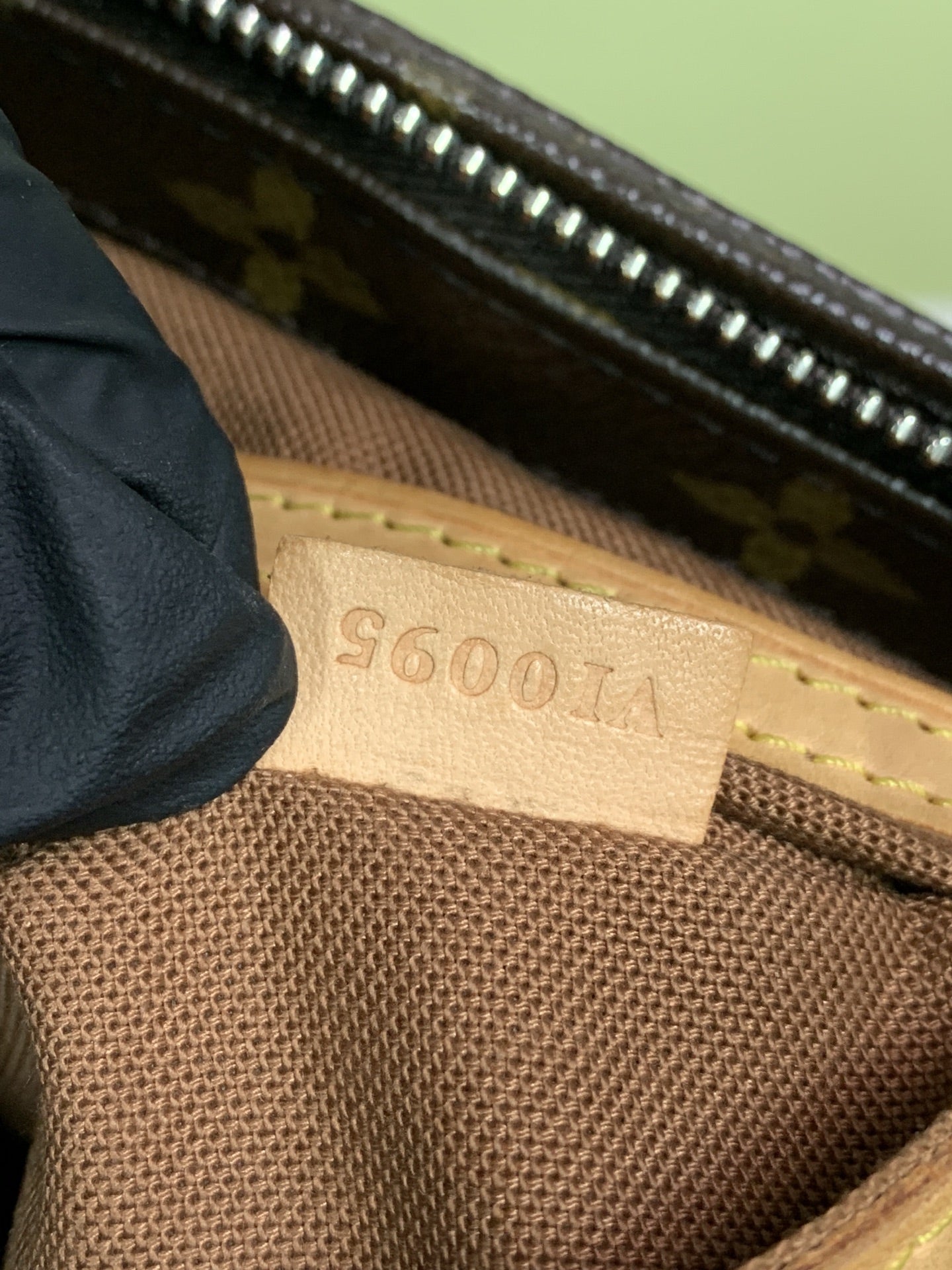 Louis Vuitton Tote