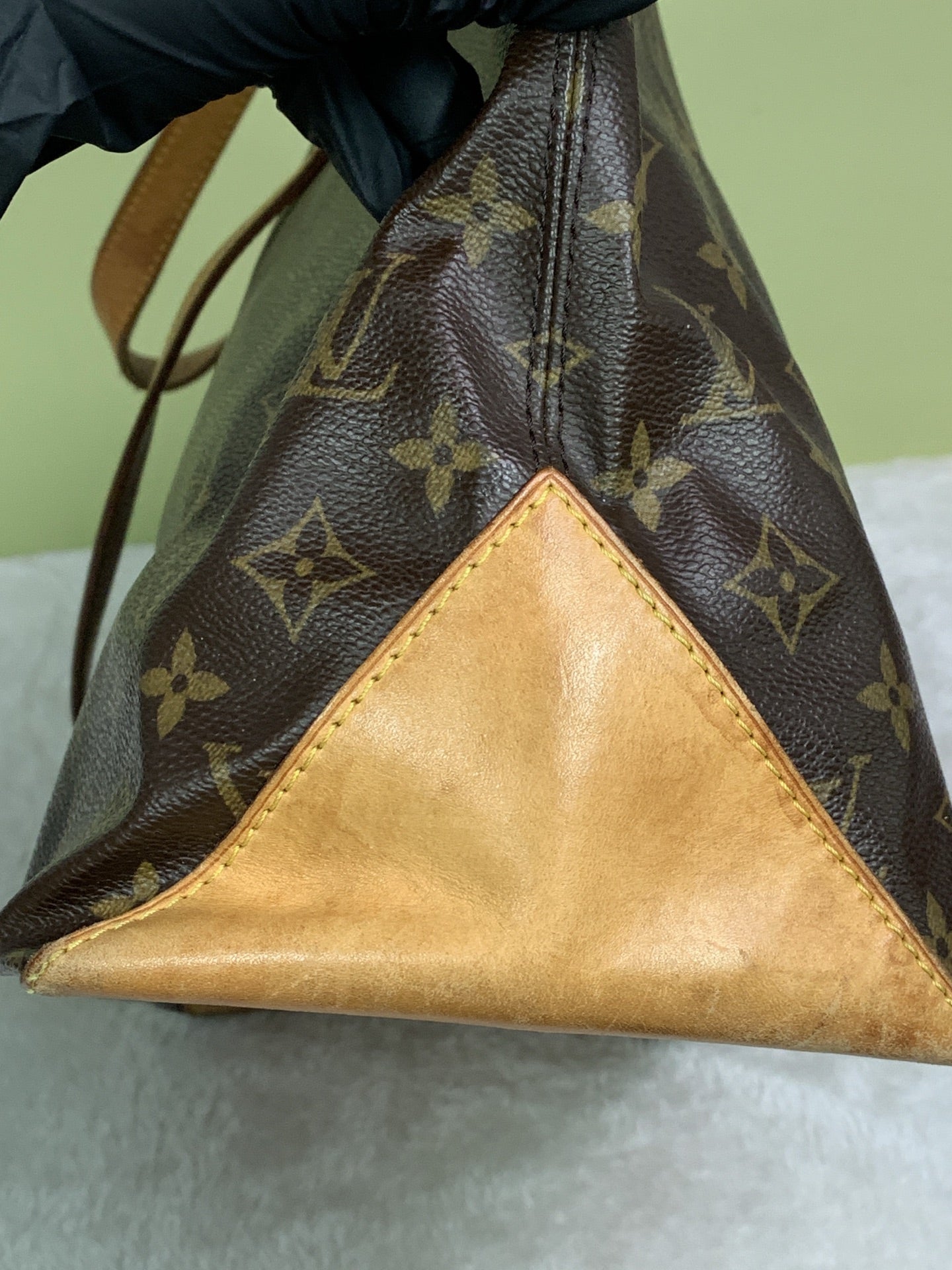Louis Vuitton Tote
