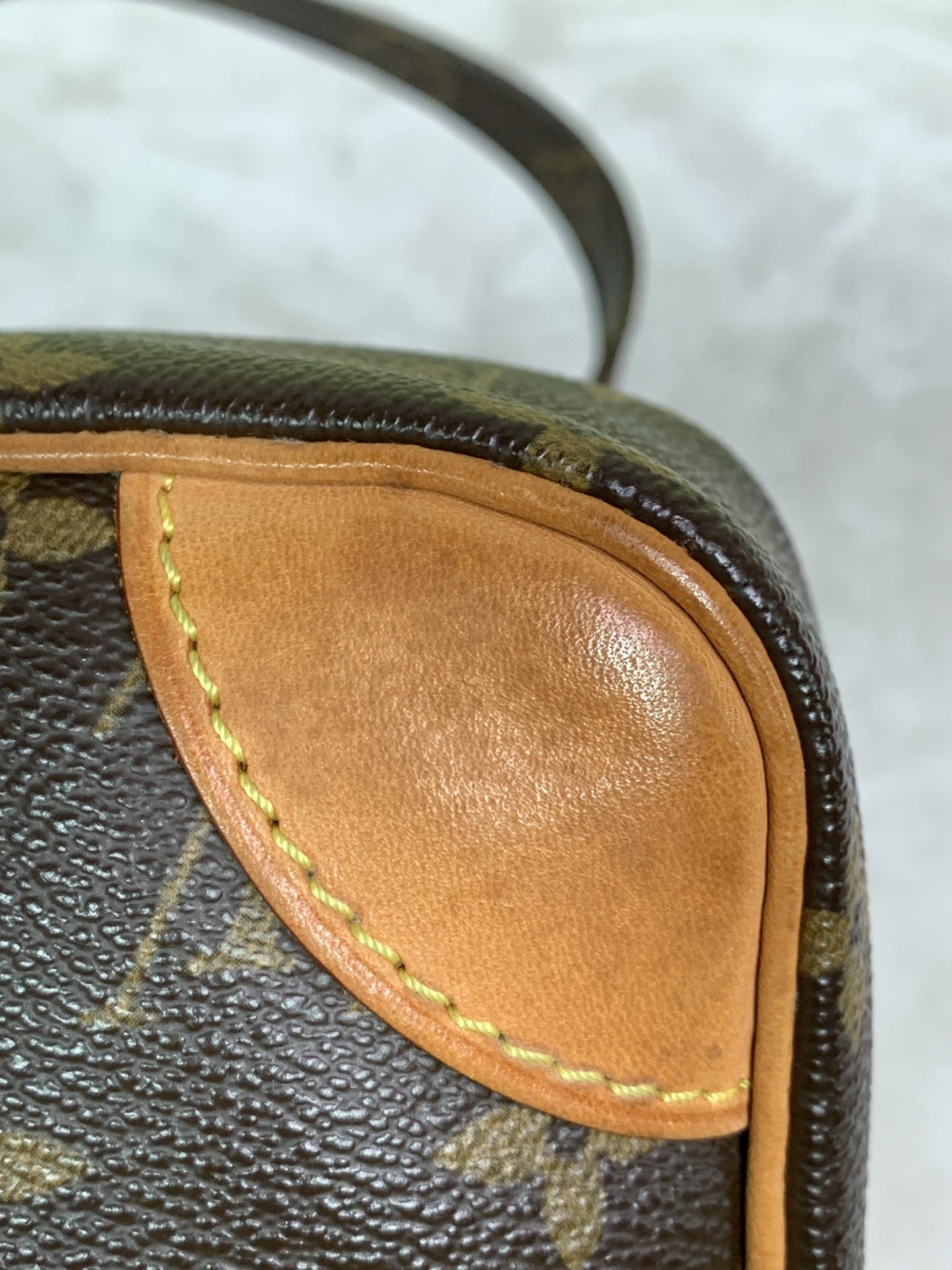 Louis Vuitton Crossbody