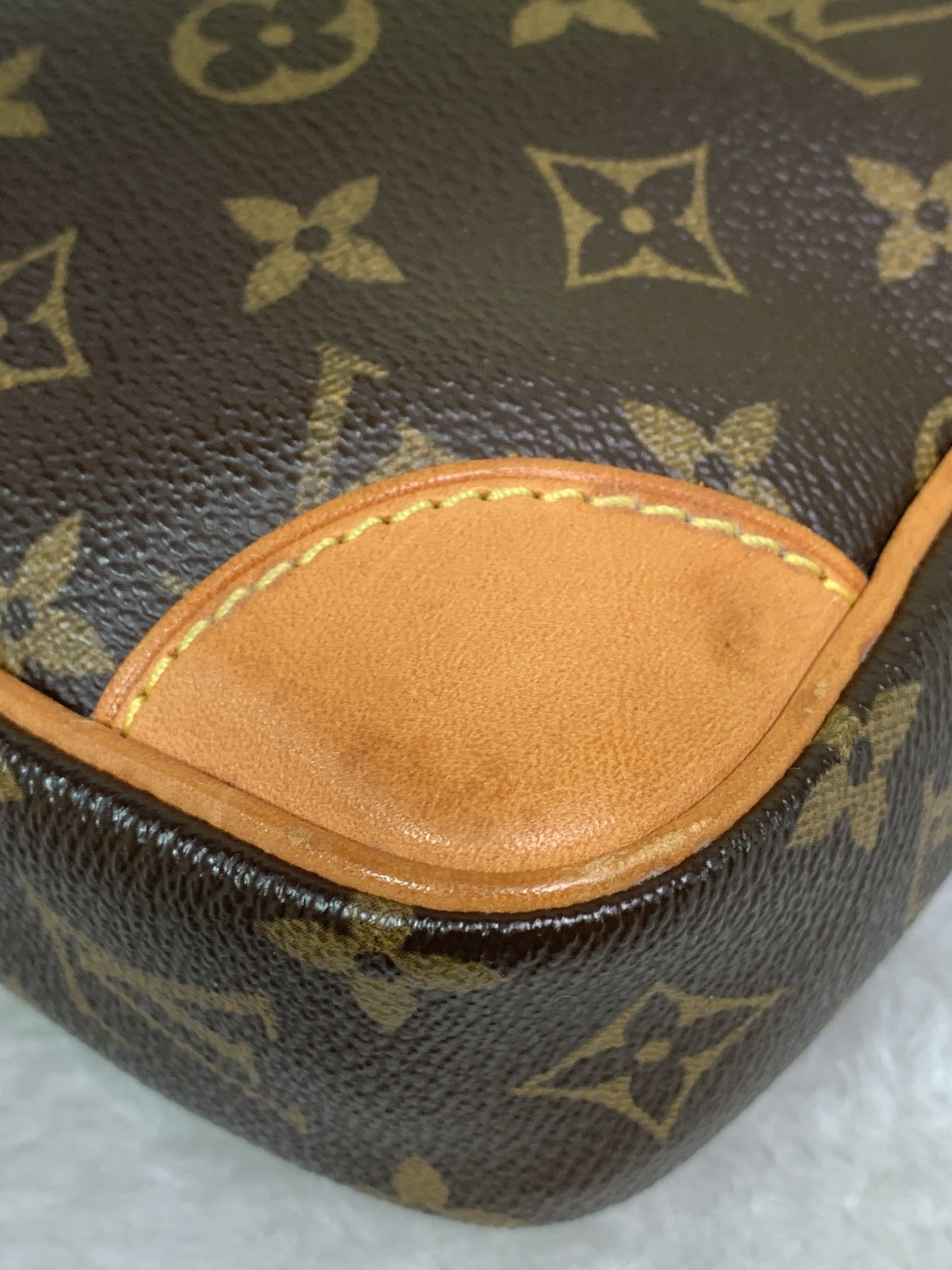 Louis Vuitton Crossbody