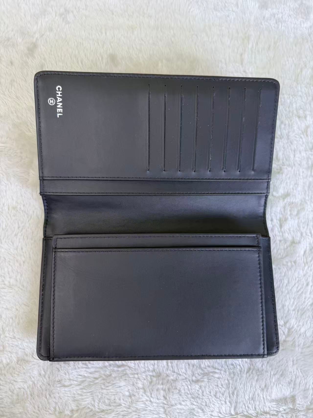Chanel Black